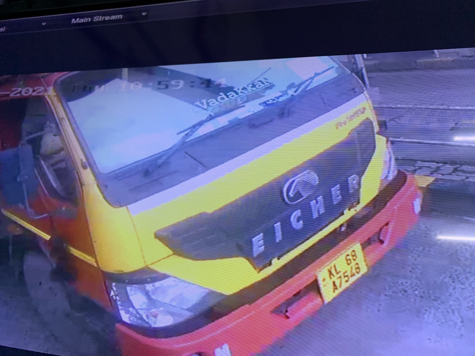 CCTV of Eicher truck KL 68 A 7548
